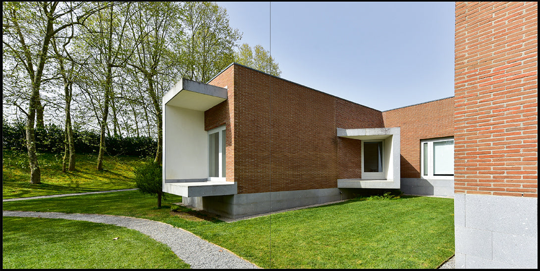 Álvaro Siza + António Madureira (house in Maia) - Portugal 58.50€ (10% discount) - 252 pages XL 30cm x 30cm